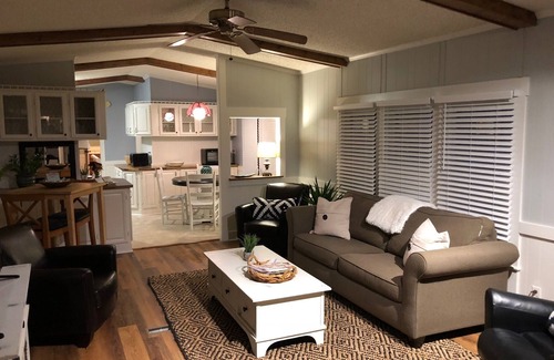 Burton House | Close to Parris Island! Beaufort SC, Newly Renovated 2 Bedroom 2 Bath Sleeps 6