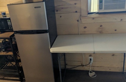 McArthur Cabin | Close To The Caves; Hot Tub; WiFi; Deck, Grill, Fire Pit, Pet Friendly, 5+ Acres