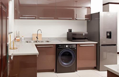 Greater Johannesburg Metropolitan Area Apartment | Closer to Home Luxury Apartments