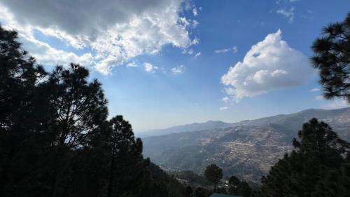 Murree House | Cloud Nine Murree Hut1