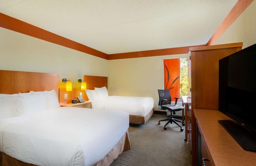 Toddville Road Hotel | CLT Airport Inn & Suites