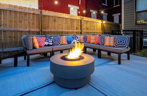 Near East Columbus House | Club Columbus: Hot Tub, Game Room, Karaoke, BBQ, and an Outstanding Backyard.