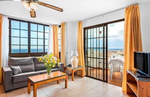 Los Cristianos Hotel | Club Tenerife Apartments
