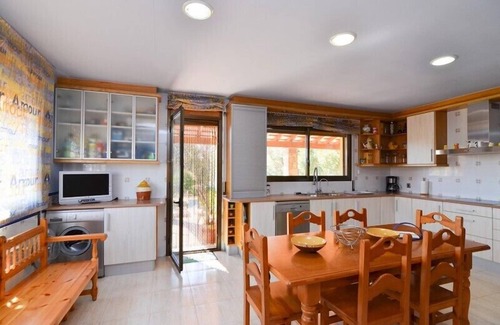 Can Carbonell Villa | Club Villamar - Nice house with private pool and garden with lawn