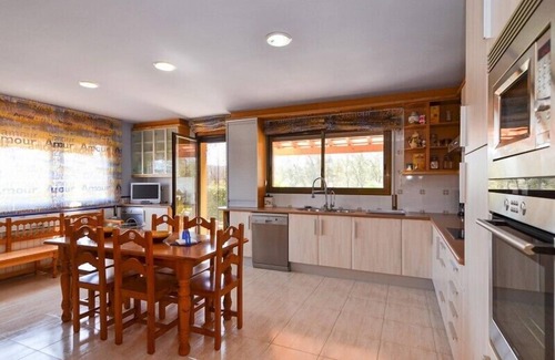 Can Carbonell Villa | Club Villamar - Nice house with private pool and garden with lawn