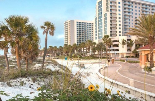 Clearwater Beach Resort | Club Wyndham Resort Clearwater, 2Bed Deluxe, sleeps 8. BEACHFRONT