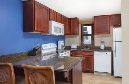 Kailua-Kona Hotel | Club Wyndham Royal Sea Cliff - 1 Bedroom Deluxe