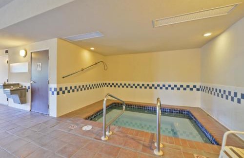 West Yellowstone Hotel | Clubhouse Inn