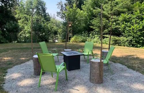 Roberts Creek House | Coach House