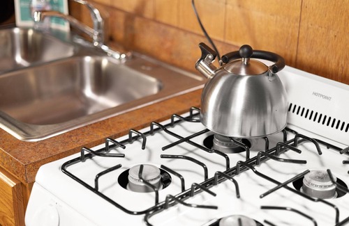 Red Lodge House | Coal Creek Cabin- fireplace, WiFi, dog friendly and is a short distance from downtown and mountains.