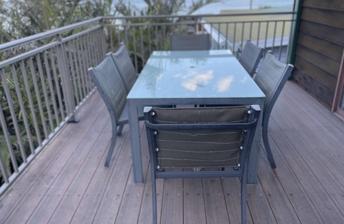 Coalcliff House | Coalcliff escape...no car required...your beautiful beachside break