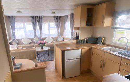 Brightlingsea Resort | Coastal caravan retreat