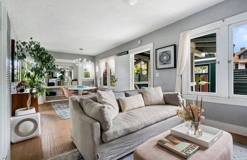 Venice House | Coastal Charm: Gated Venice Bungalow