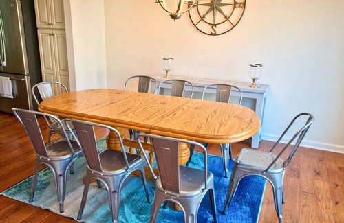 Lewes House | Coastal Club 3 BR, 2.5 BA Sleeps 8 * Luxury Villa Townhouse* 33307 * LOVELY CUL