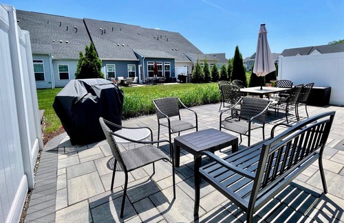 Lewes House | Coastal Club * 3BR Lovely Townhous * 2.5 Baths * Sleeps up to 8 * 2 King Beds