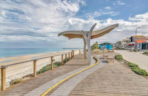 Henley Beach South Apartment | Coastal Comfort with a Pool opposite Henley Beach