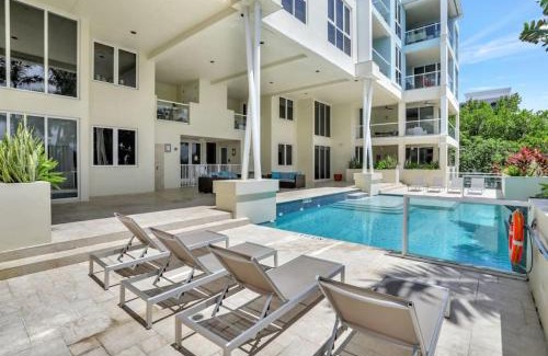 Deerfield Beach Apartment | Coastal Condo Deerfield Beach Retreat 3 bed 2 bath