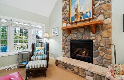 Neahkahnie Beach House | Coastal Cottage