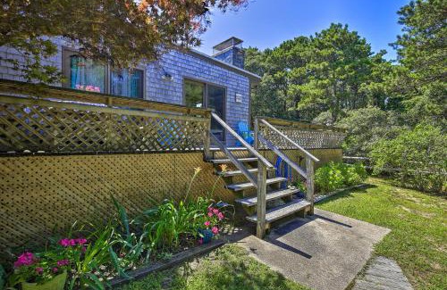 Wellfleet House | Coastal Cottage Walk to Chipmans Cove!