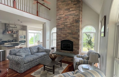 Roque Bluffs House | Coastal Escape at Clay Point Retreat - Water front - 3 Bedroom home - Sleeps 10