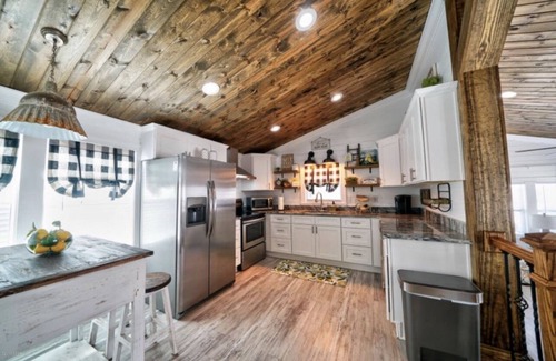 Lower Grand Lagoon House | Coastal farmhouse in venture out! Beach is across the St 7 night min stay summer