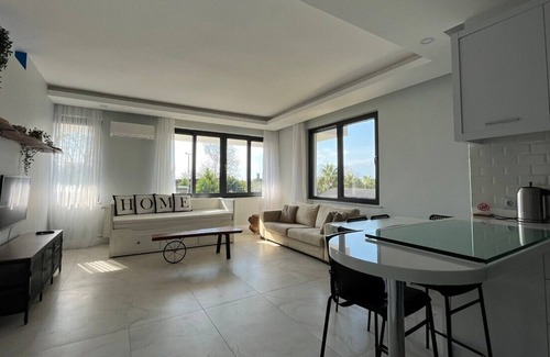 Eski Lara Apartment | Coastal Front Amazing Brand New Apartment , 100 mt to Mediterranean Sea