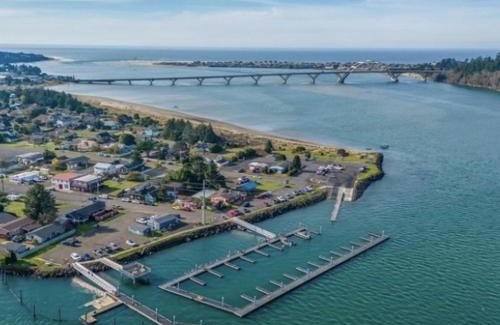 Waldport House | Coastal Happiness