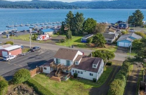 Waldport House | Coastal Happiness