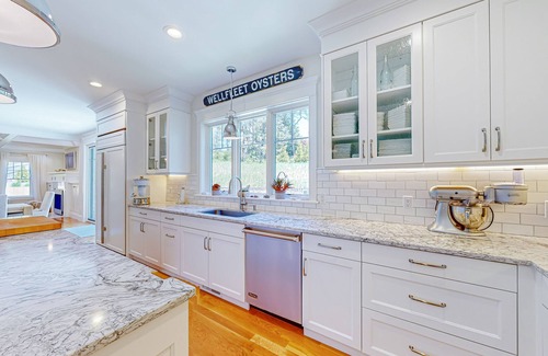 North Chatham House | Coastal home w/saltwater pool, private beach access & chef's kitchen - dogs OK