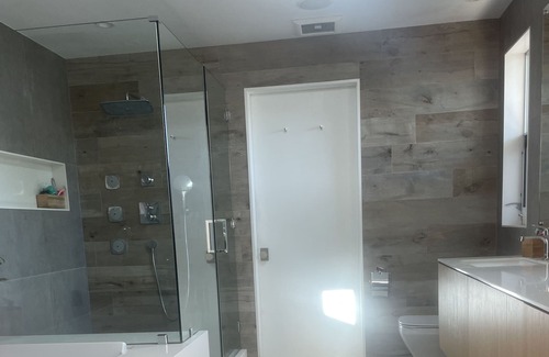 Mar Vista House | Coastal Living in Modern 3Bdrm Home Mar Vista / Santa Monica- 5 min to beach