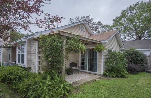 Northeast Pensacola Cottage | Coastal living
