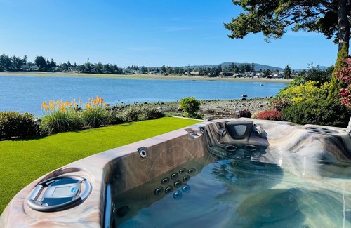 Sidney House | Coastal Luxury: Brand New Home - Hot Tub - Fire Table - Steps to the Beach