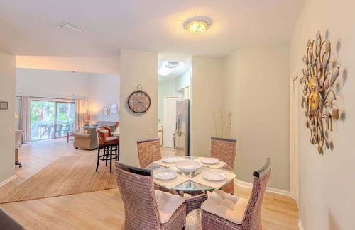 Hilton Head Island Apartment | Coastal Paradise 2BR Villa Near Coligny & Beach