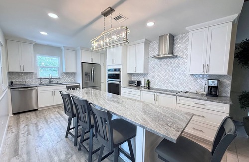 South Venice House | Coastal Retreat – Pool, Private Yard, Near Beach, RV & Boat Friendly