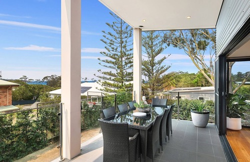 Mollymook House | Coastal Serenity on Mollymook