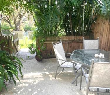 Jupiter House | Coastal Townhome in Jupiter 1 mile to beach!