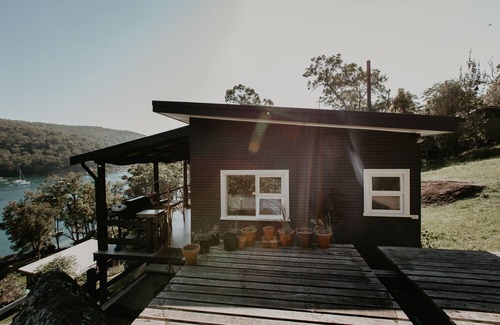 Coasters Retreat House | Coasters, waterfront nature retreat