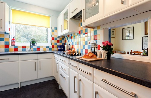 Worth Matravers Cottage | Coastguard Cottage - 4 bedroom family accommodation