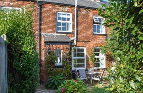 Caister-on-Sea House | Coastguard Cottages