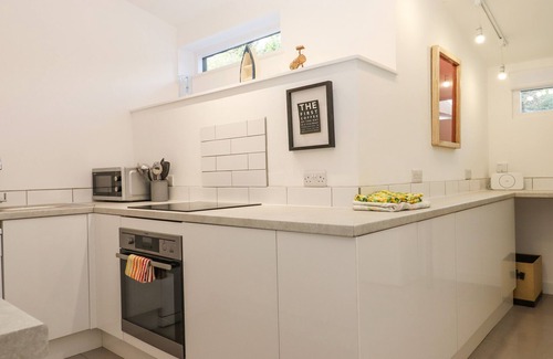 Liverton Cottage | COB COTTAGE, pet friendly, character holiday cottage in Bovey Tracey