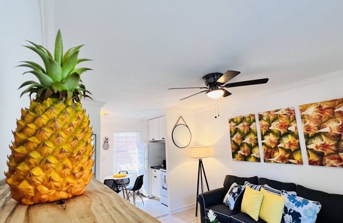 Poinsettia Heights Apartment | Coco Bay Condos