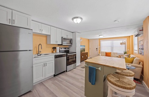 Port Canaveral Apartment | Cocoa Beach Hideaway – 1BR, Walk to the Sand