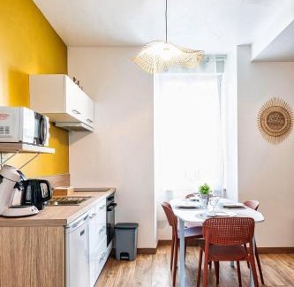 Mayenne Apartment | Cocon Marguerite - Appartement cosy - Idéal pro et cyclistes