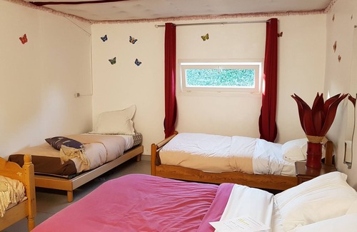 Ruaudin Bed & Breakfast | Cocooning room at Gué Des Boires