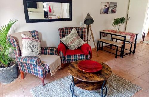 Buffalo City House | Coelacanth Sea & River Lodge