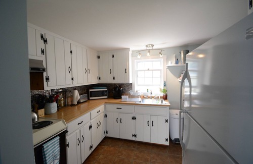 Searsport House | Colcord Cottage- quintessential oceanfront cottage