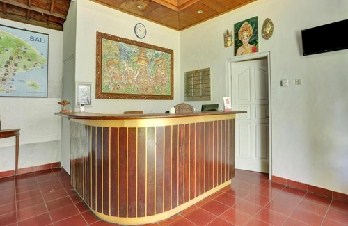 Sunset Road Hotel | Collection O 90808 Kubu Carik Seminyak