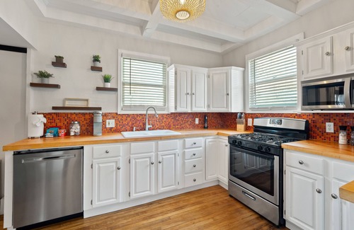 Topeka House | College Hill Bungalow