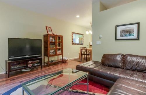 Government Camp Apartment | Collins Lake #112