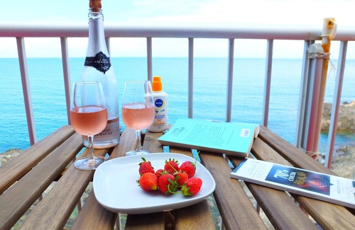 Collioure Apartment | Collioure Seafront Apartment with Parking - Falco